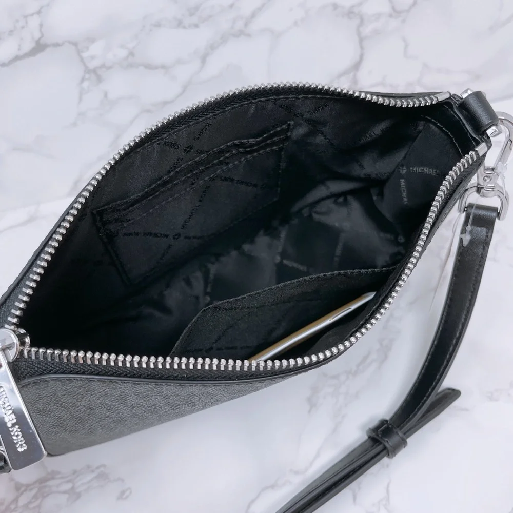 Michael Kors zip crossbody - Picture 5 of 7